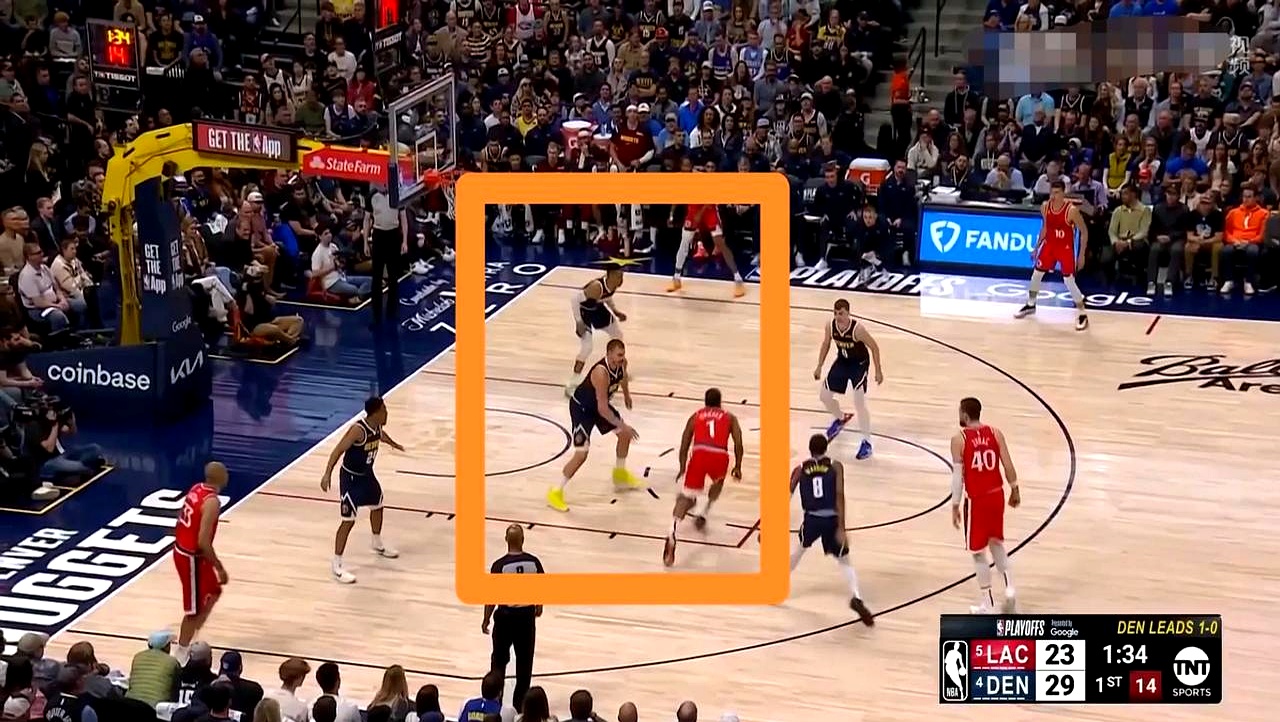 一家立足于江苏昆山-篮网不断突破！，阿扎伦卡连续三场比赛得分超过晋级下一阶段引发球迷热议-一家立足于江苏昆山